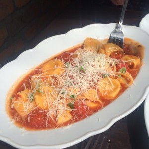 raviolis de queso fontina