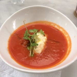 sopa de tomate