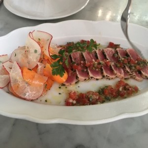 carpaccio de atun mediterraneo