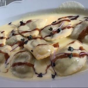 Raviolis de rabo de toro