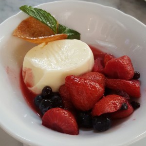 panacotta de frutos rojos