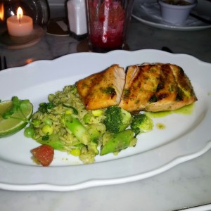 salmon a la parrilla