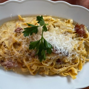 Linguine Carbonara