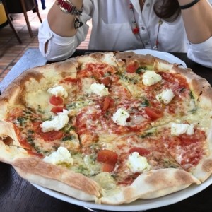 piazetta de tomate y Mozarella