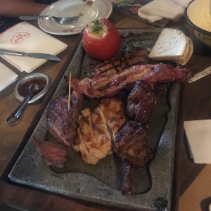Picada tricarnes