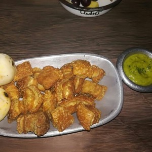 chicharrones 
