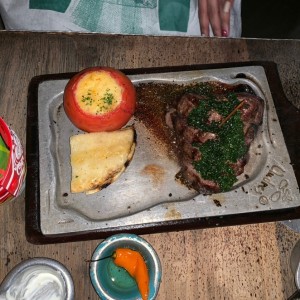 Lomo de res al vino 