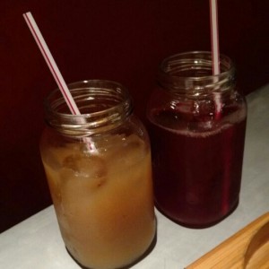 agua de tamarindo y agua de Jamaica