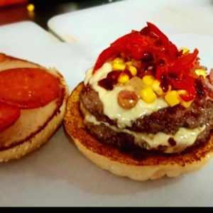 hamburguesa de peperoni