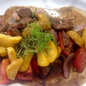 lomo saltado