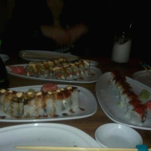 Rollos de samurai caribe y dragon el mejor es dragon 