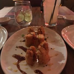 Rollitos de salmon crunch