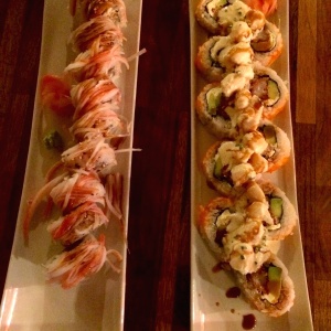 Sushi roll Canoa y Vulcano 