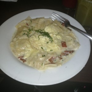 Raviolis de pollo