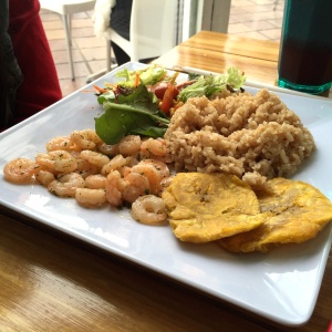 Camarones al ajillo