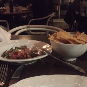 nachos de cordero