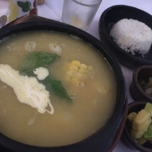 Comida Colombiana - Ajiaco con Pollo