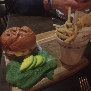 ugly american burguer 