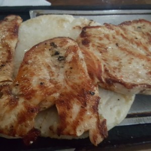 medio frijol con arepa