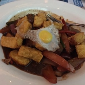 Lomo Saltado