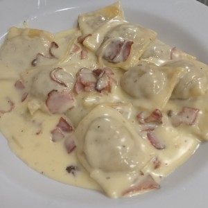 ravioli carbonara