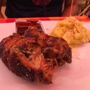 Pollo en salsa de chocolate 