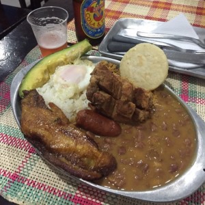 Media bandeja paisa