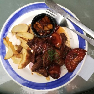 Lomo saltado
