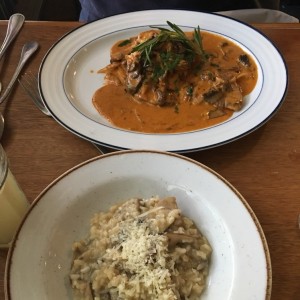 Lomo Estragonoff con Risotto