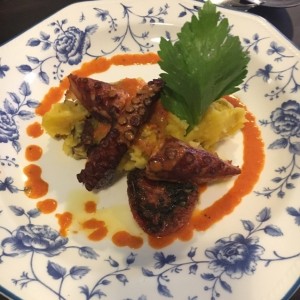 pulpo con pure