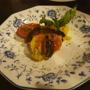 Entrada: pulpo con papa