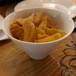 ENTRADAS CONSAGRADAS - SANTO GUACAMOLE