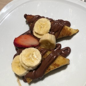 tostadas con nutella, fresas y banano