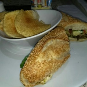 Sandwich vegetariano de Hummus