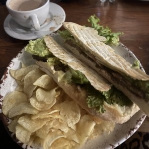 Emparedado de carne 