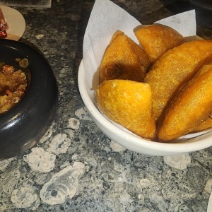 Empanafas de Mariscos Varios