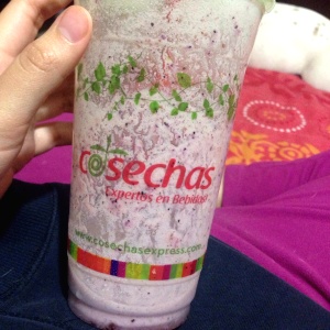 Arandanos, piña y fresa