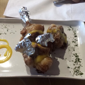 Bombones de pollo en salsa de maracuya
