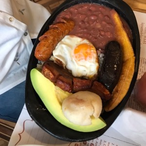 Bandeja Paisa