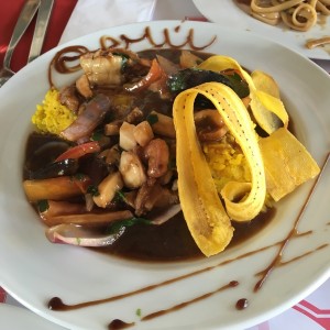tacu tacu de mariscos