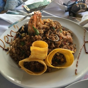 Arroz chaufa de mariscos