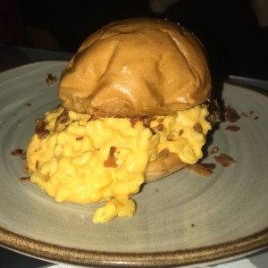hamburguesa Mac&cheese