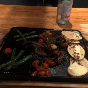entra pulpo s la brasa