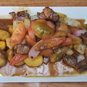 Lomo Saltado 