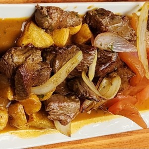 Lomo Saltado
