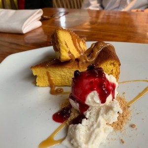 Flan de Chocolo y arequipe
