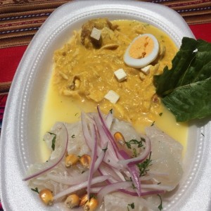 Ceviche peruano con ají de gallina