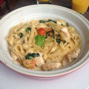 fetuccini con Pasta 