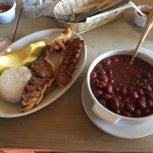 Cazuela de frijoles