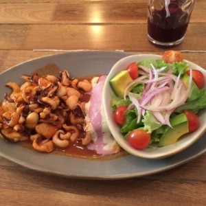 Pulpo a la parrila